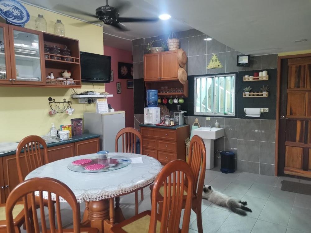 Jazepuri - Jaze 1 Apartment กูชิง ภายนอก รูปภาพ